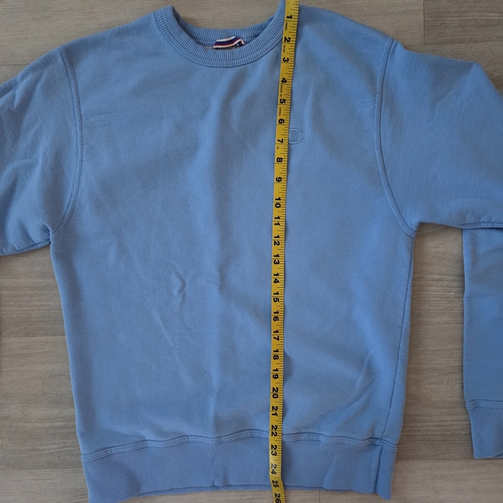 Champion Men's Light Blue Crew Neck Sweatshirt - Picture 7 of 8